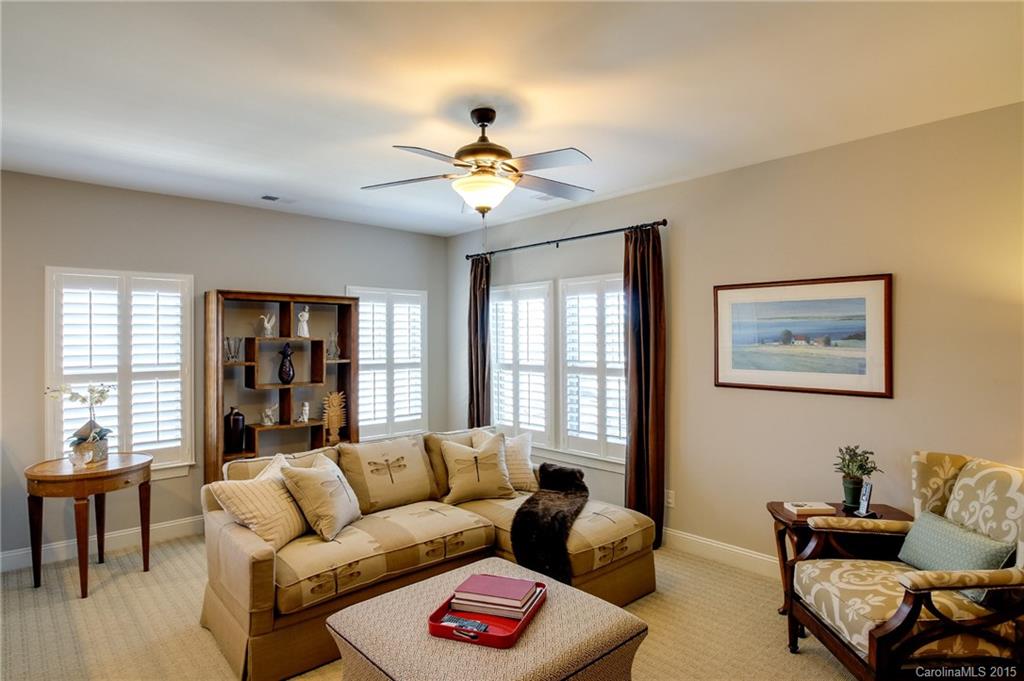 Robbins Park - Residential