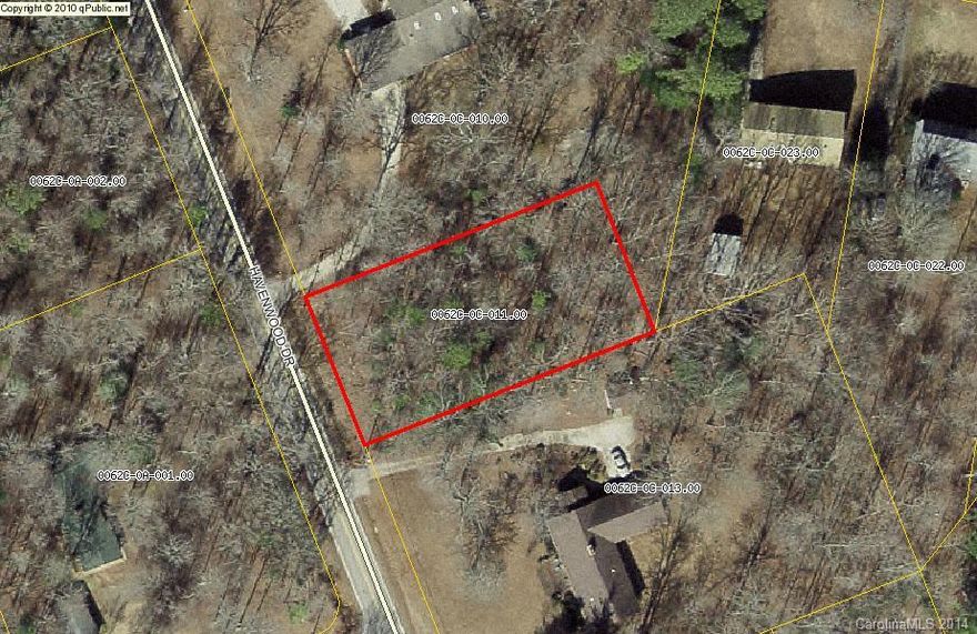 Wooded level lot with a slight rise from the street to the back of the property.  Located in the established Arrowood subdivision just off Hwy 521 north of Lancaster. County water and sewer.