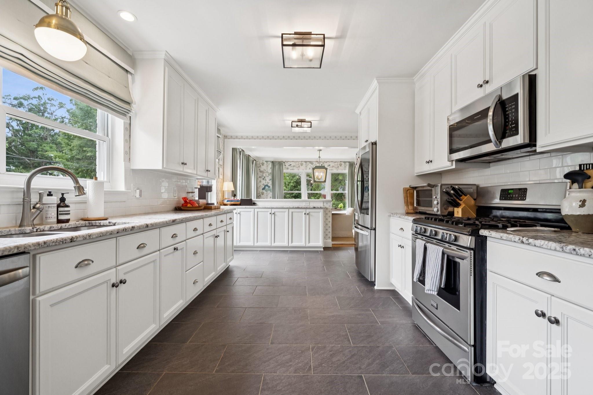 114 Glendale Avenue SE