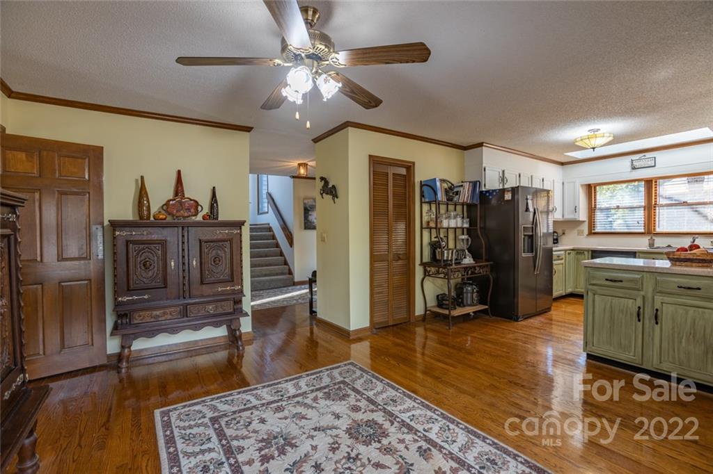 River Hills - Residential