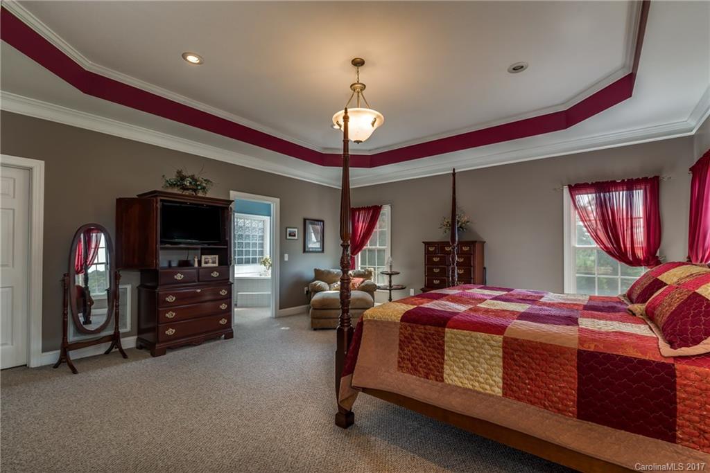 Hawks Ridge - Residential