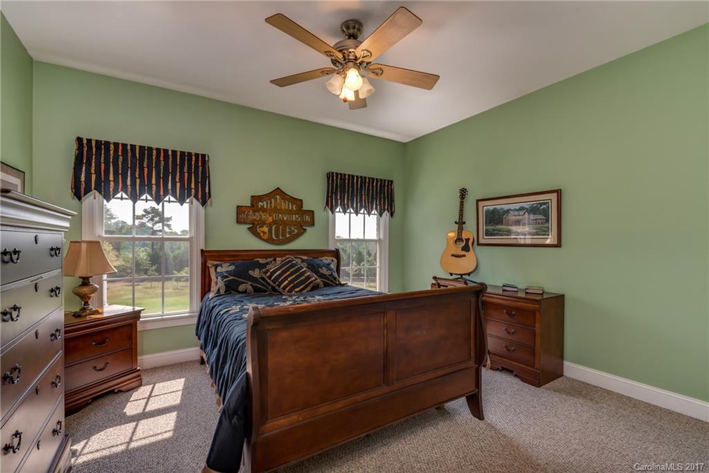 Hawks Ridge - Residential