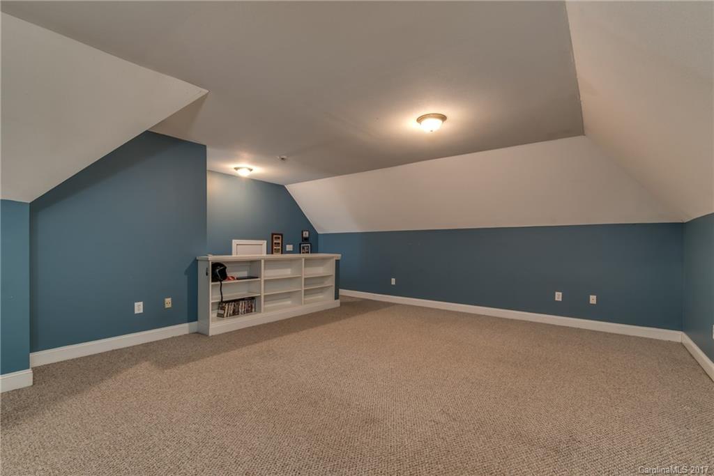 Hawks Ridge - Residential