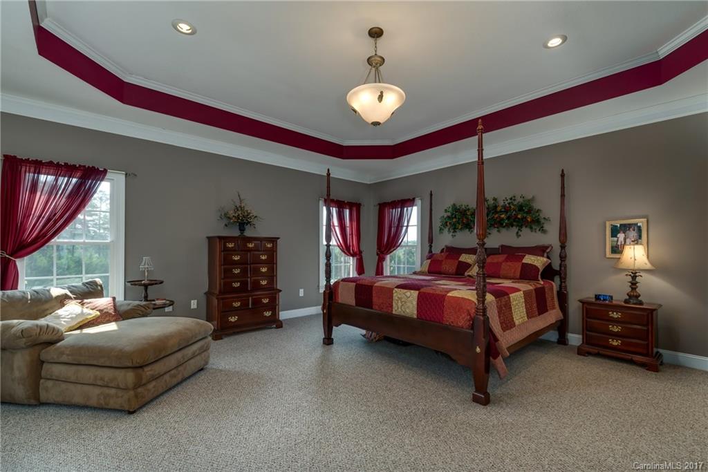 Hawks Ridge - Residential