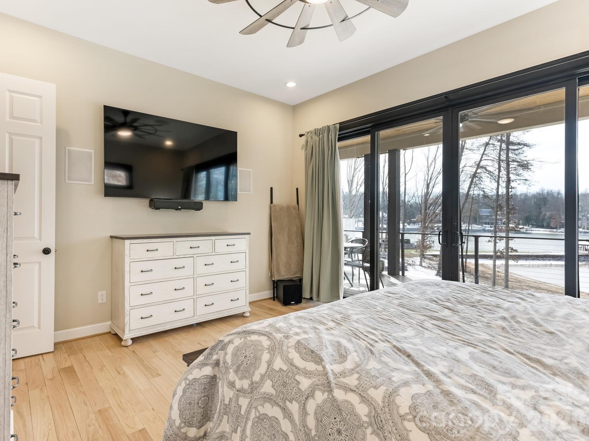 Catalina Cove - Residential