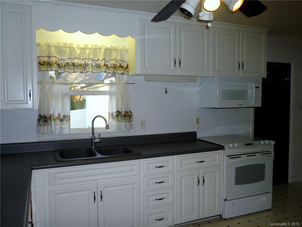 Colonial Village - Residential