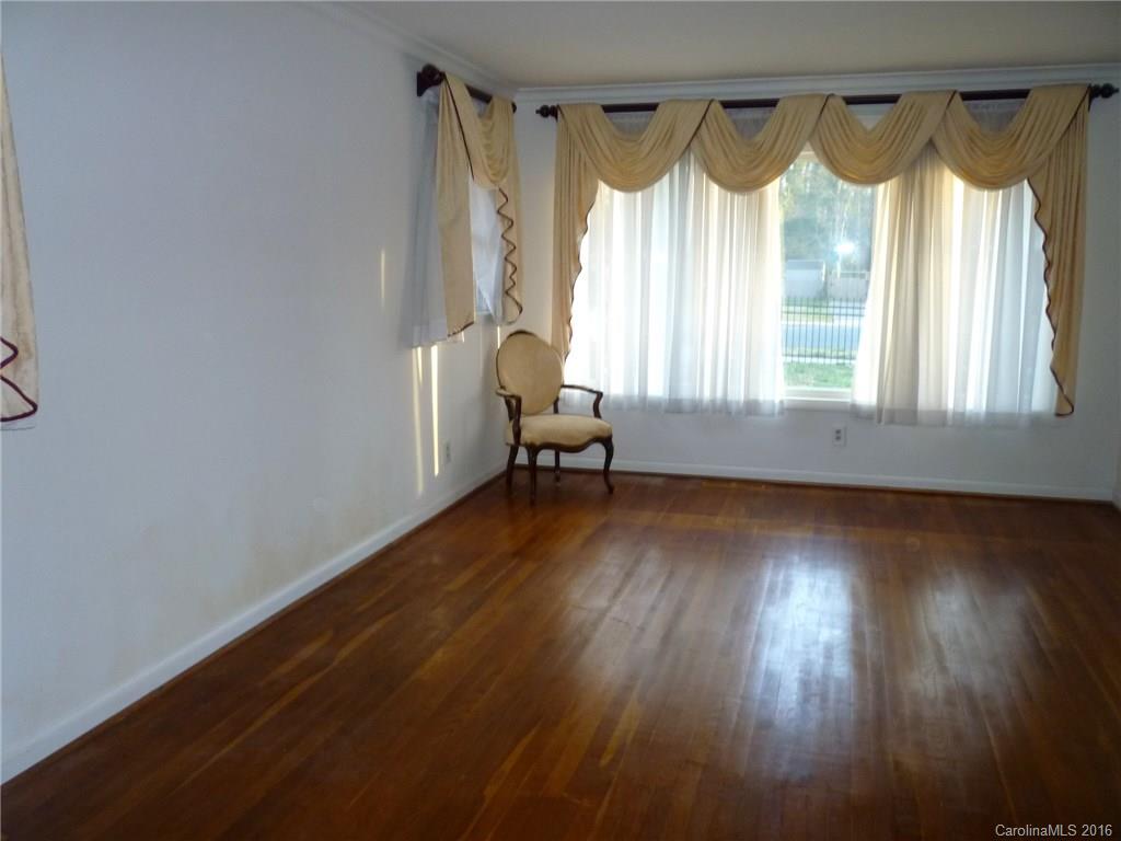 Colonial Village - Residential