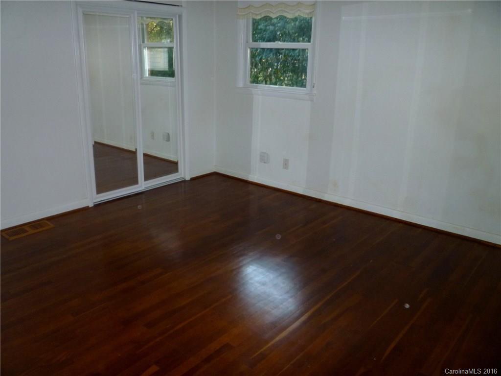 Colonial Village - Residential