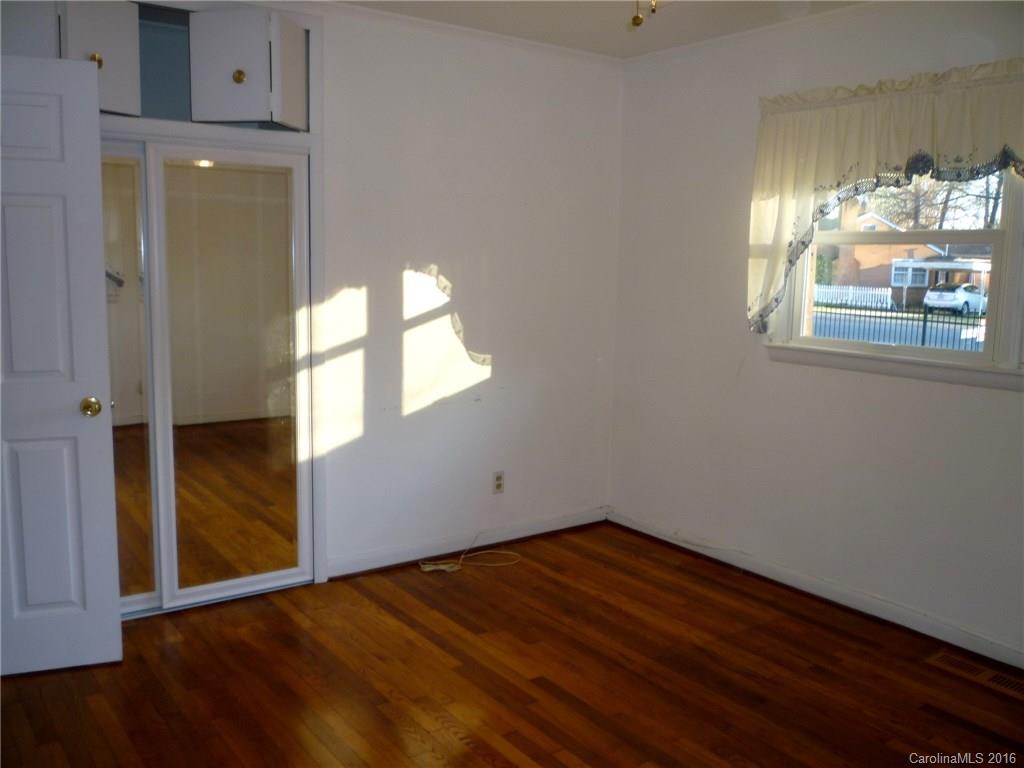 Colonial Village - Residential