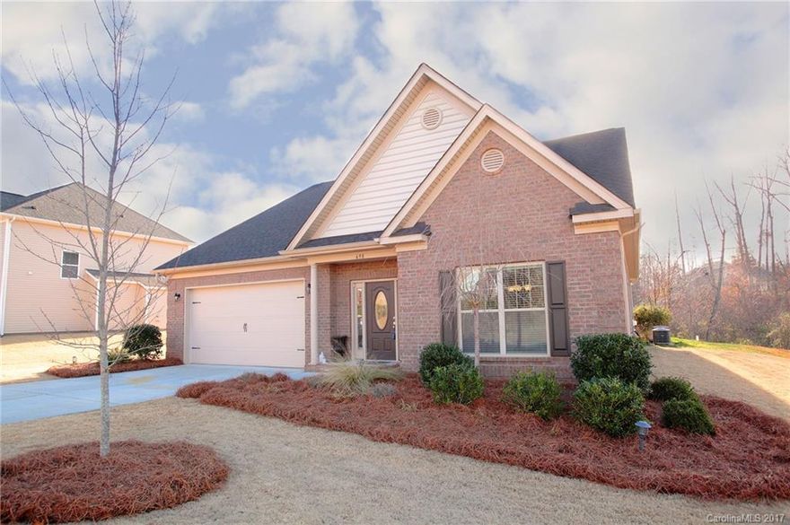 Oh-la-la…this delicious full brick Essex home boasts three bedrooms on the main, two up and a large bonus!  Situated on a lot adjacent to wide open common space and backing to the greenway, don’t overlook the gorgeous  hardwoods, open floor plan inviting color palette and two tiered patio overlooking beautiful Fort Mill nature. Close proximity to I-77, dining, shopping and entertainment.