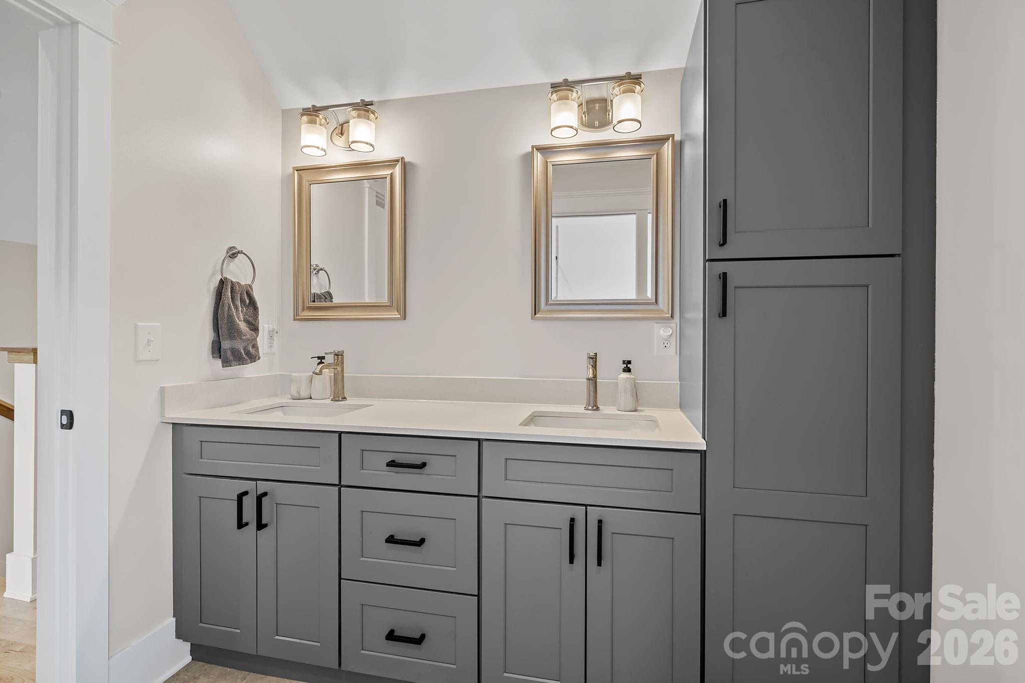 Hawks Cove - Residential