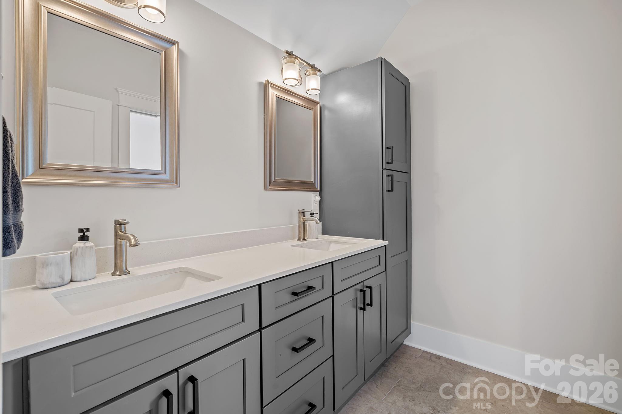 Hawks Cove - Residential