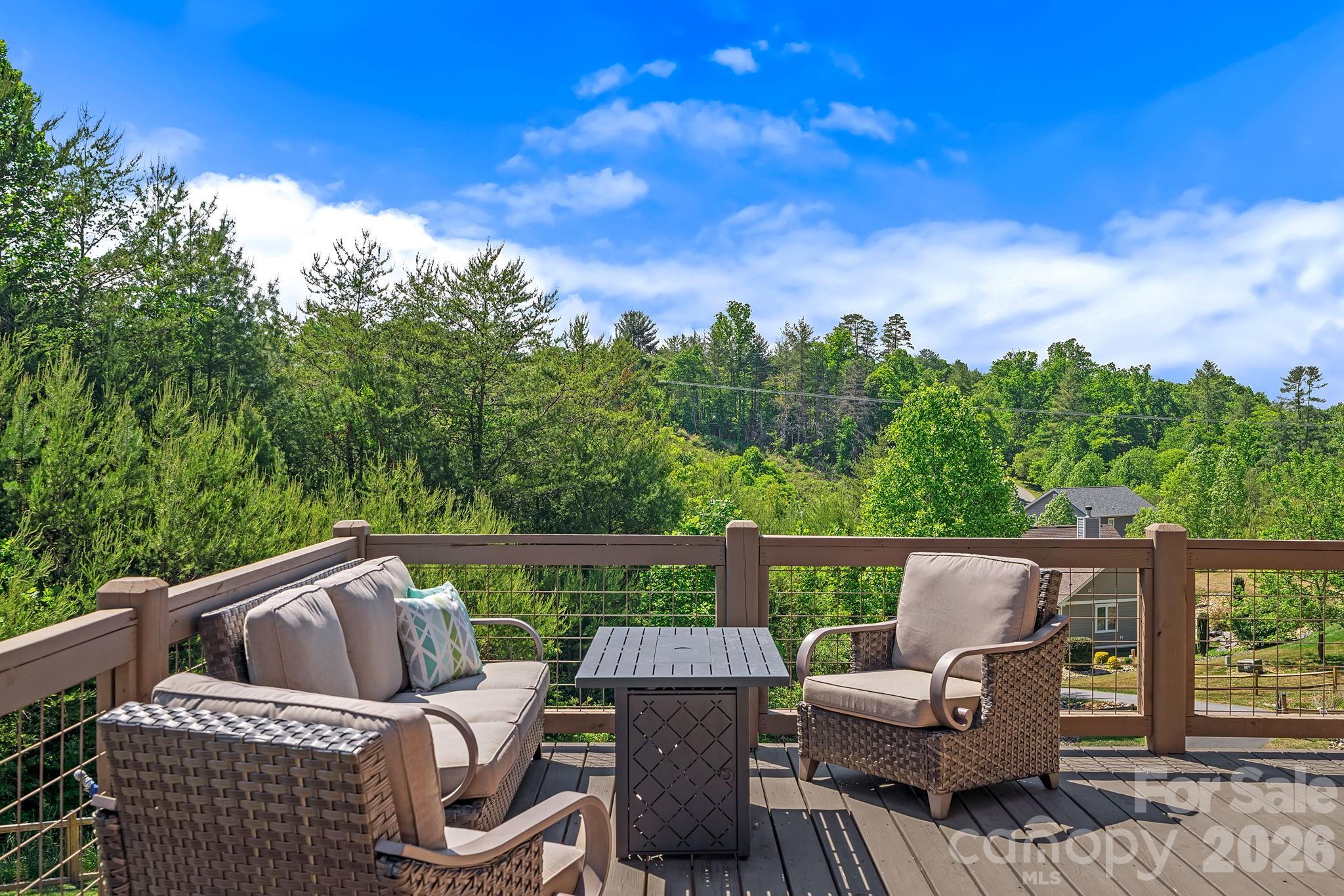 Hawks Cove - Residential
