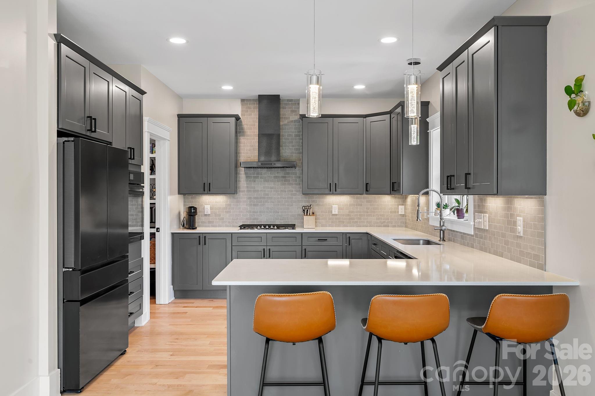 Hawks Cove - Residential