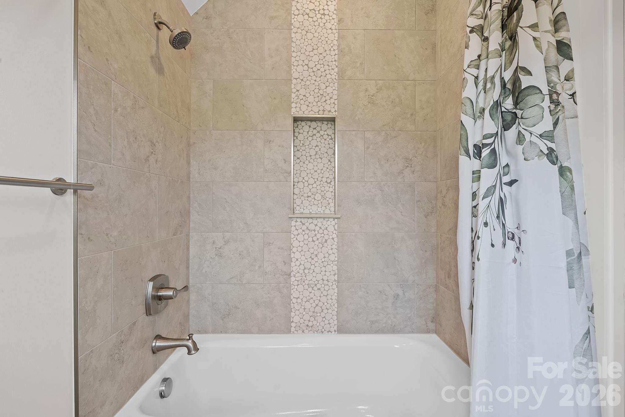 Hawks Cove - Residential