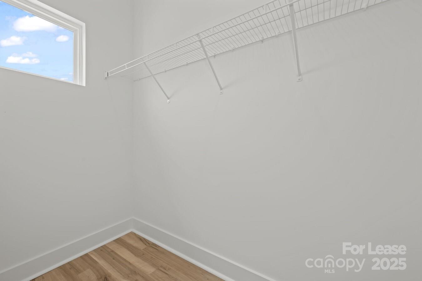 Charlotte, North Carolina 28269, United States, 3 Bedrooms Bedrooms, ,4 BathroomsBathrooms,Residential,Active,58915