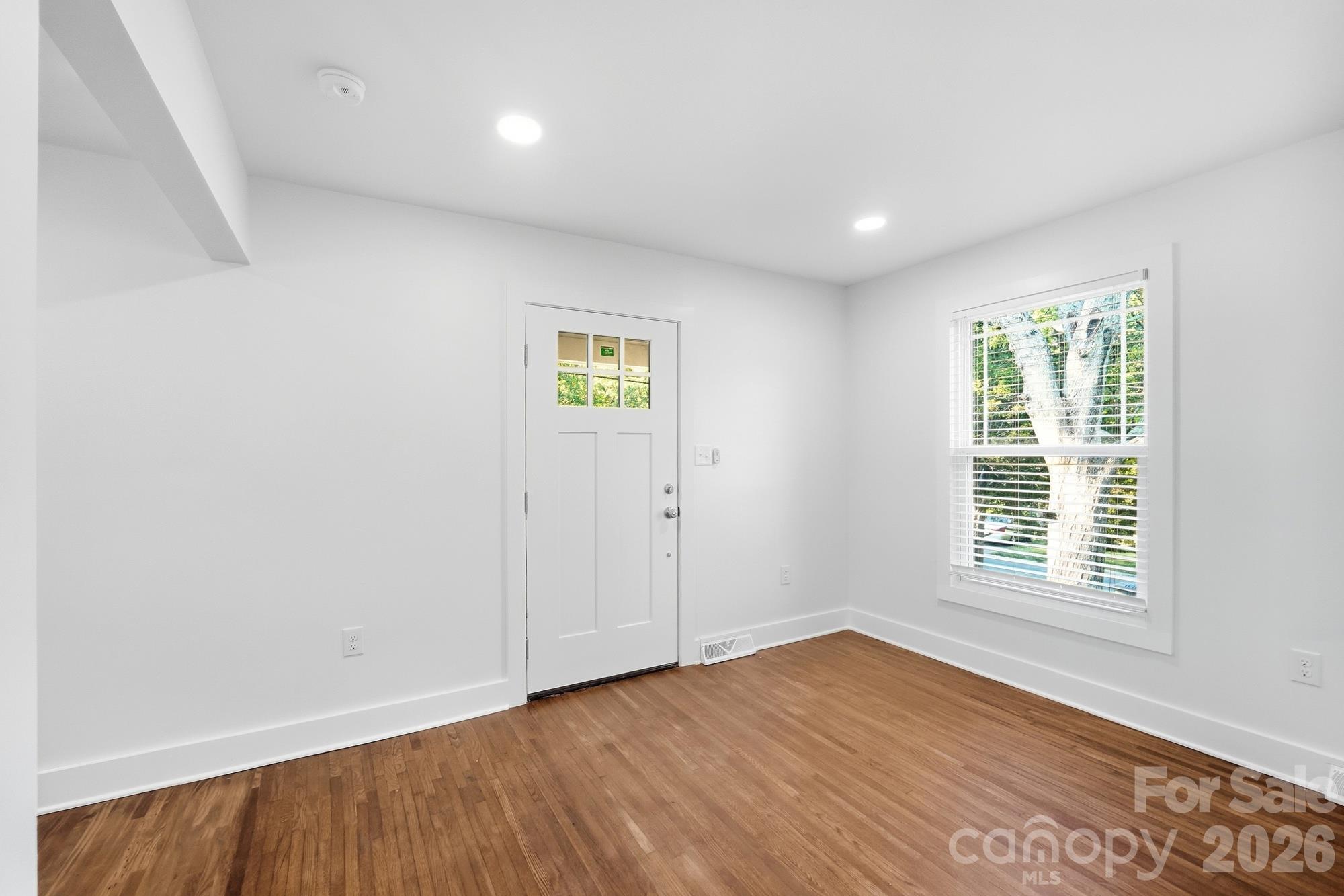 3228 Barfield Drive