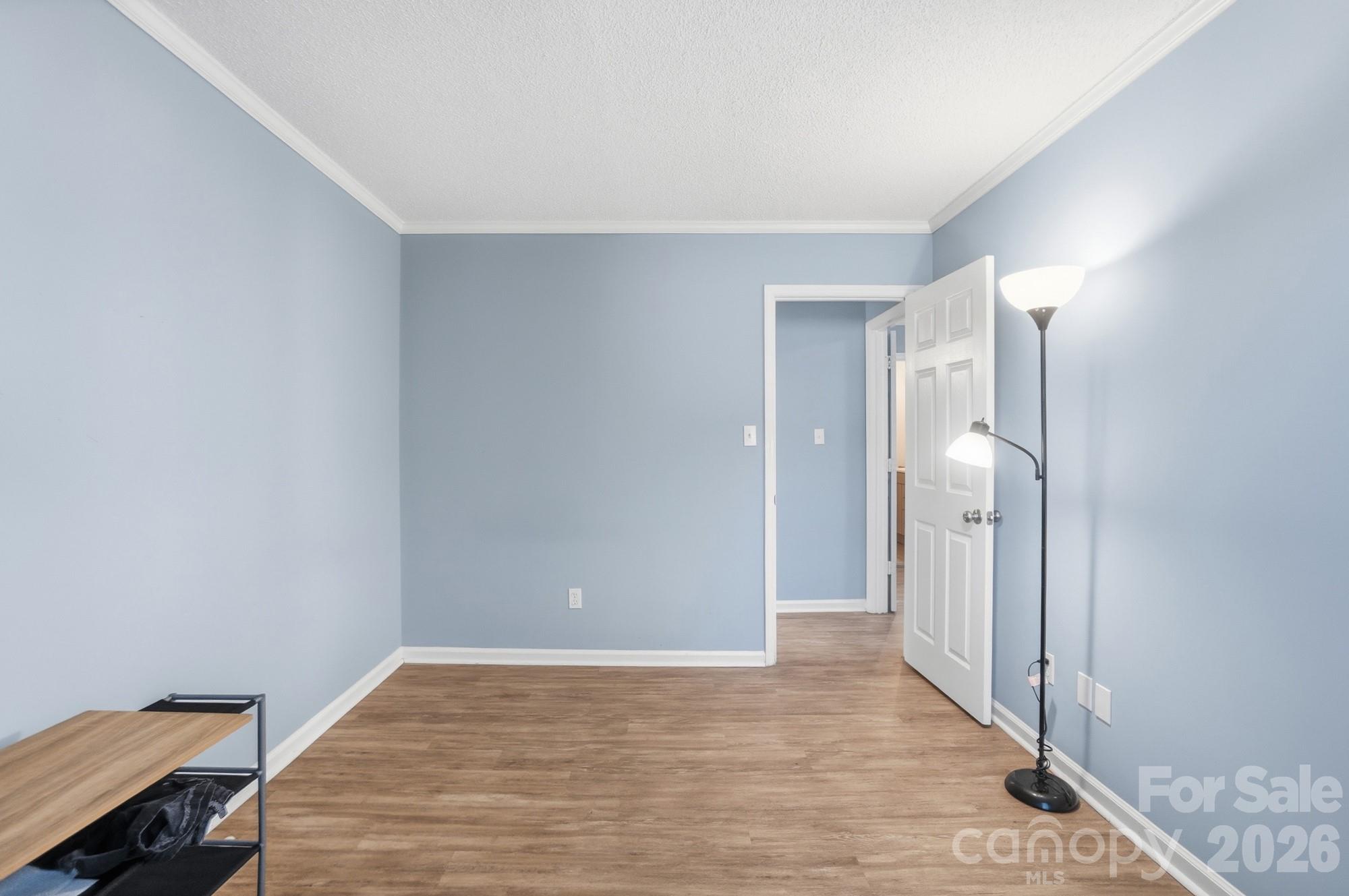 FalconBridge - Residential