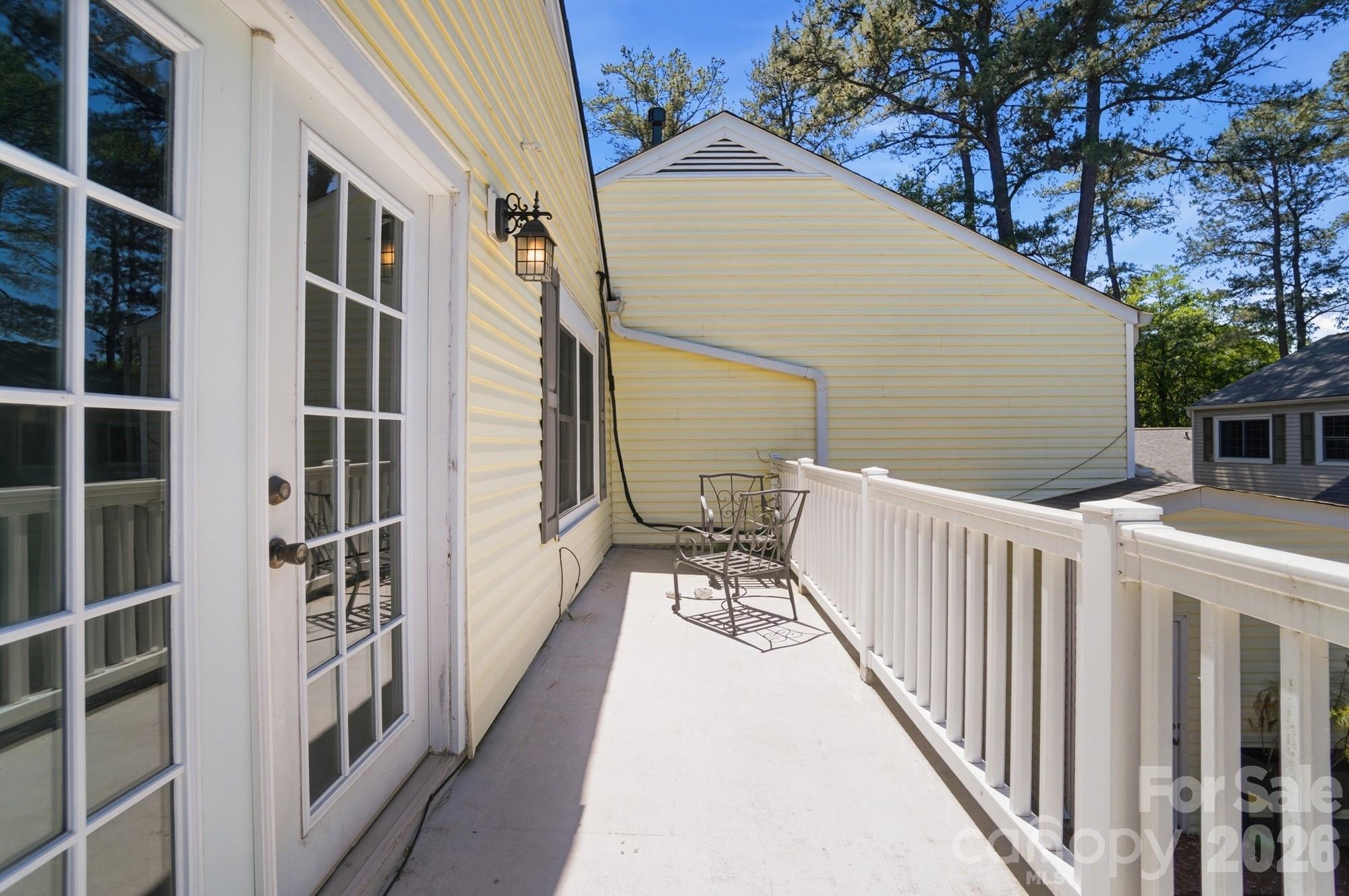 FalconBridge - Residential