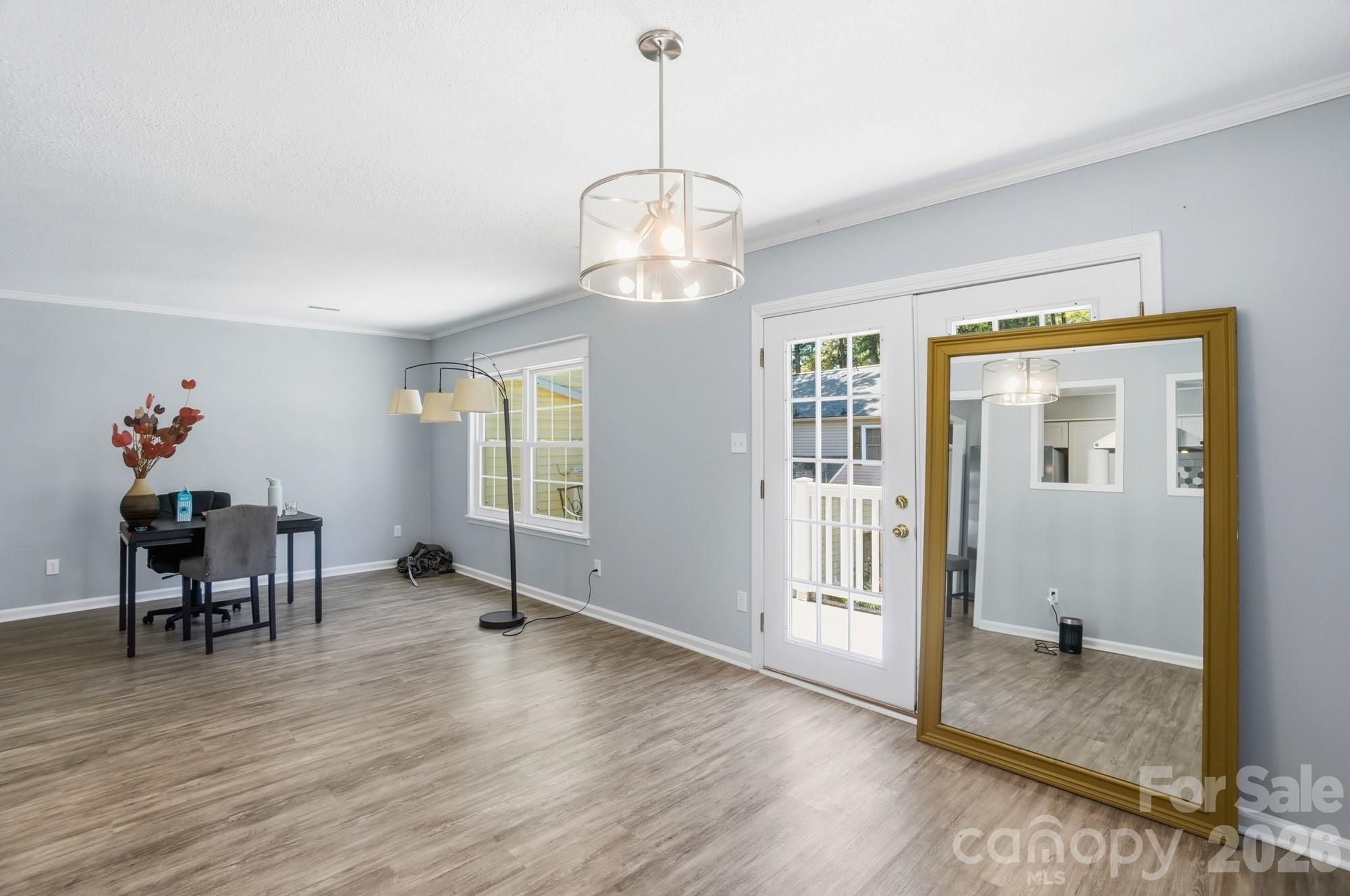 FalconBridge - Residential