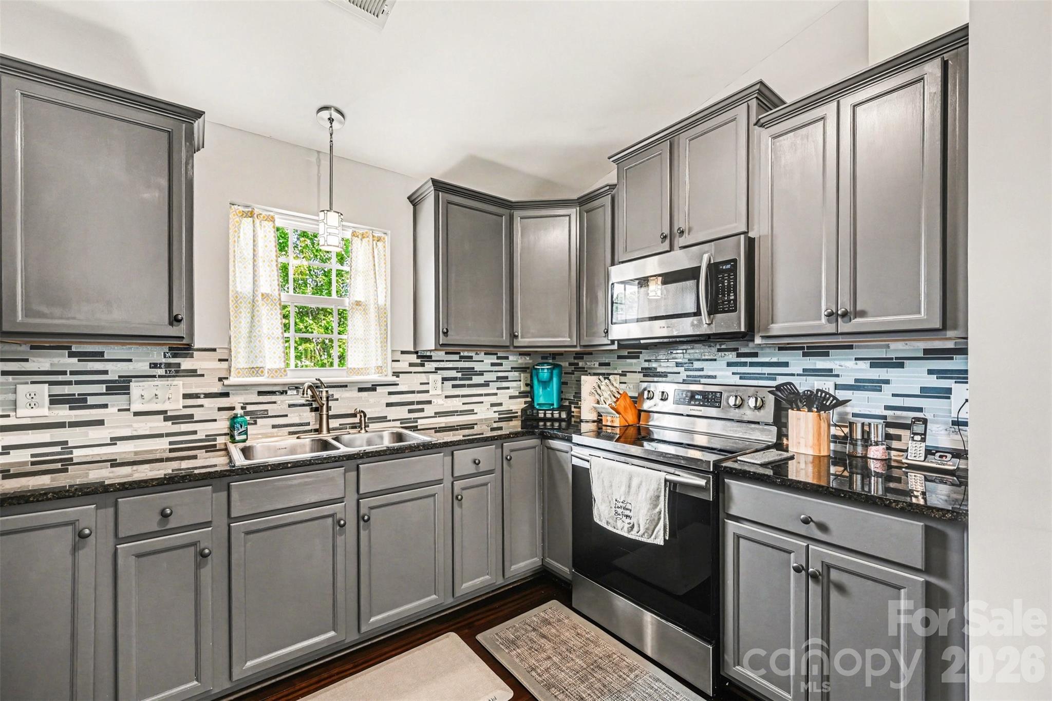 Faulkner Ridge - Residential