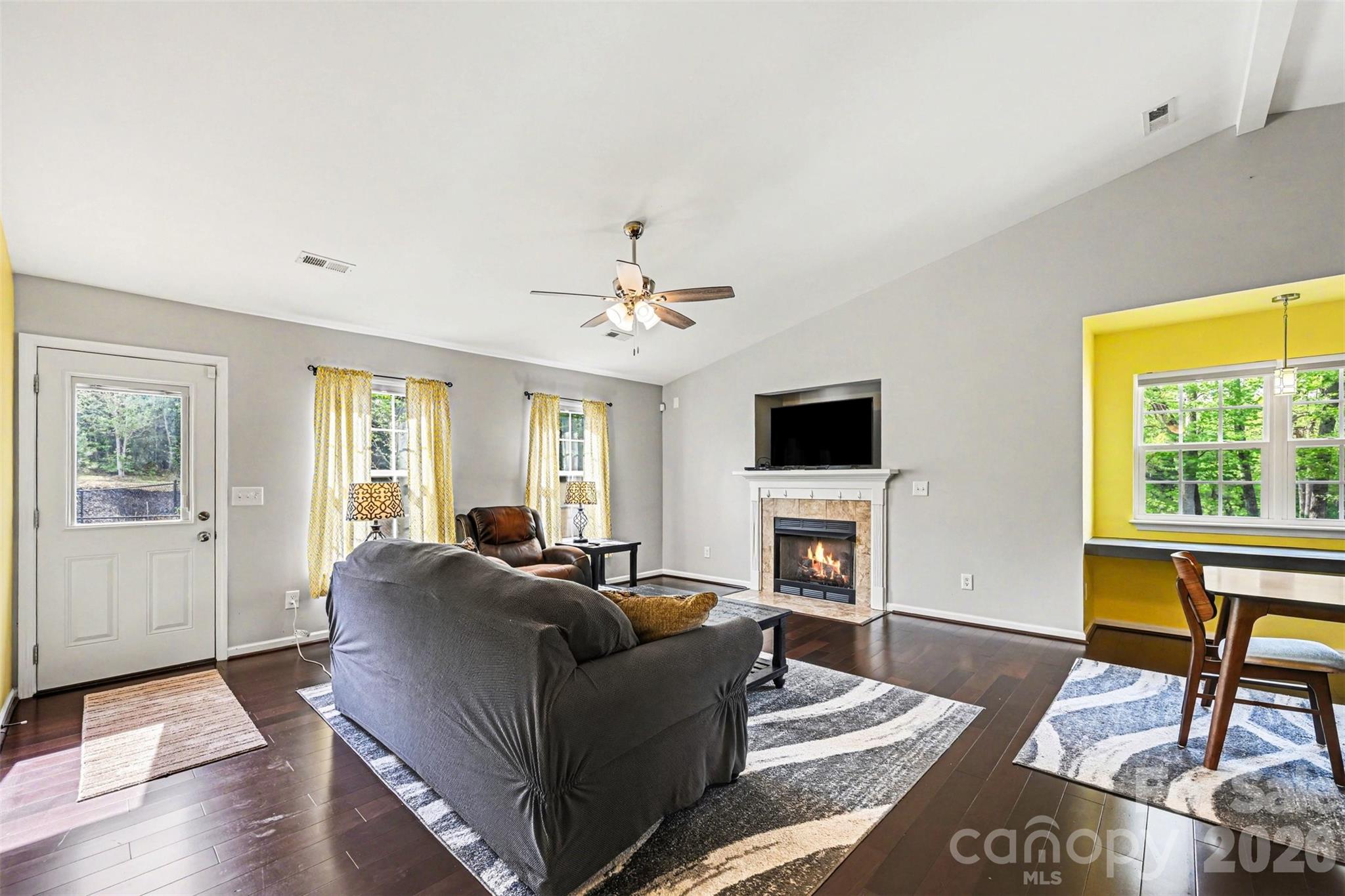 Faulkner Ridge - Residential