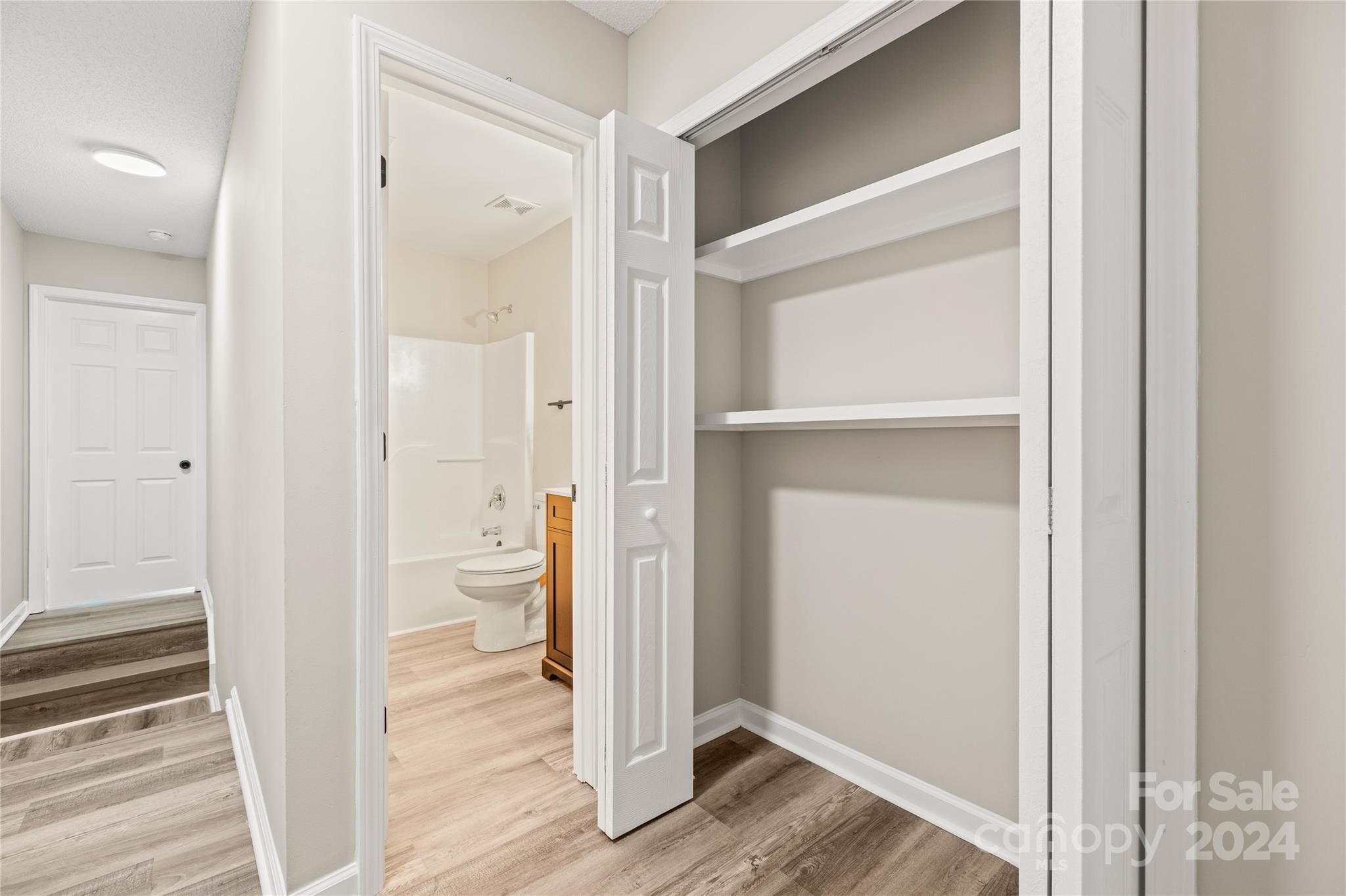 Glen Laurel - Residential