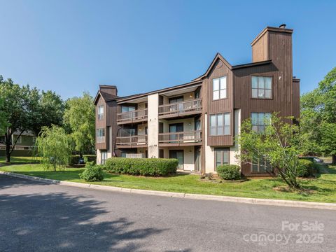 8208 Cedar Glen Drive Charlotte NC 28212