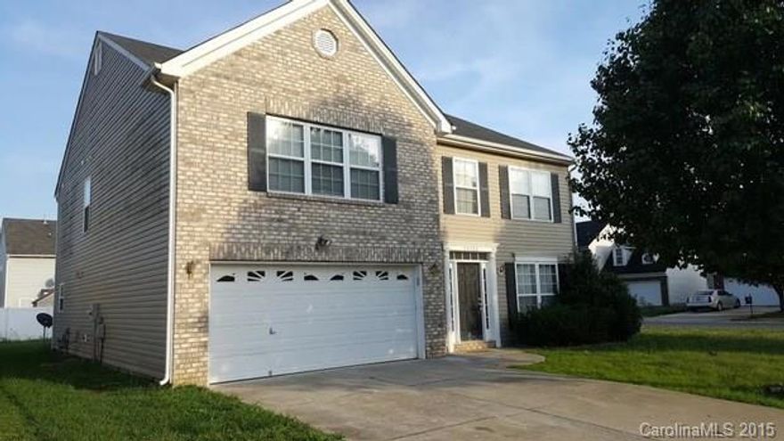 Beautiful new home w/brick punch & 2-car garage. Very open & spacious! Must See! Lrg family rm w/fireplace. Kitchen w/walk-in pantry, island, & breakfast area. Formal Dining & Living rms-open. Hrdwd foyer. Huge master suite w/walk-in closet, mastr bath w/garden tub, sep. shower & double sinks. 4 bdrms, 2 1/2 baths. Open Loft area. Utility Rm. Call today, this one won't last long!