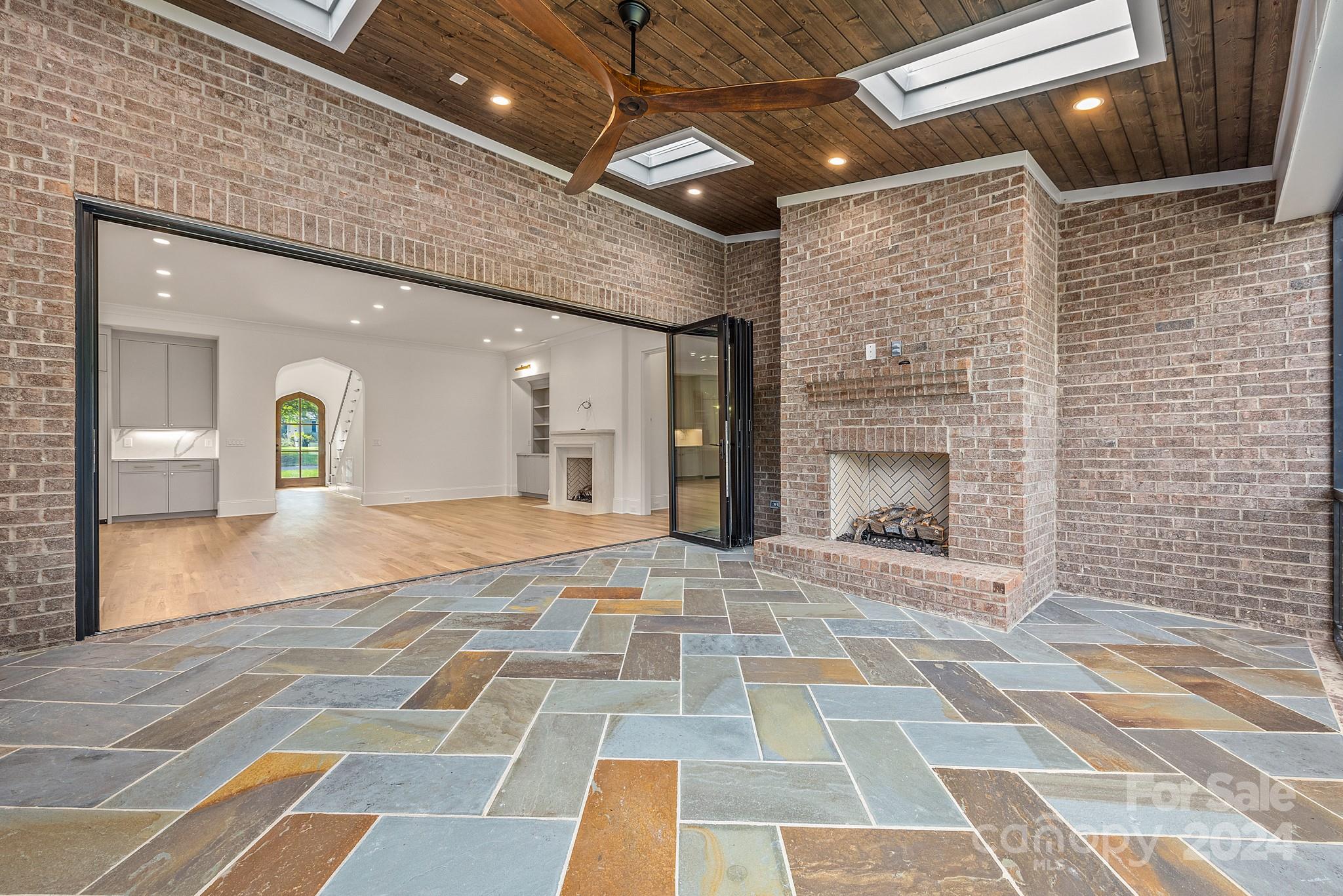 Sherwood Forest - Residential