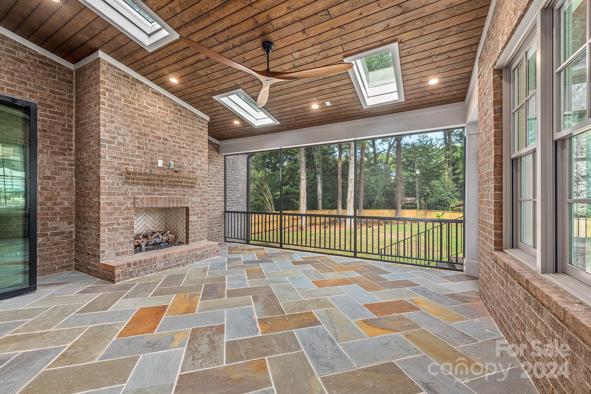 Sherwood Forest - Residential