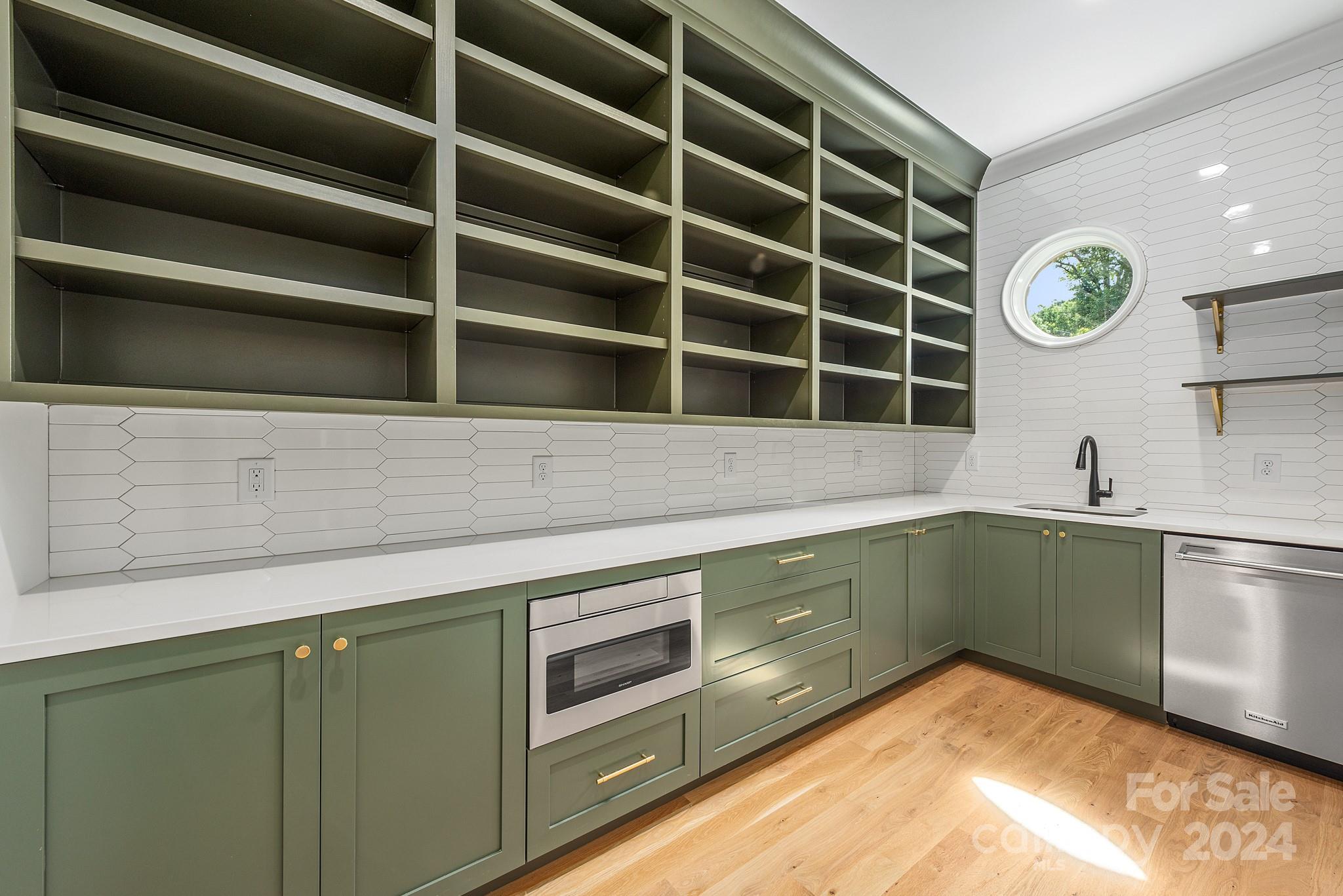 Sherwood Forest - Residential