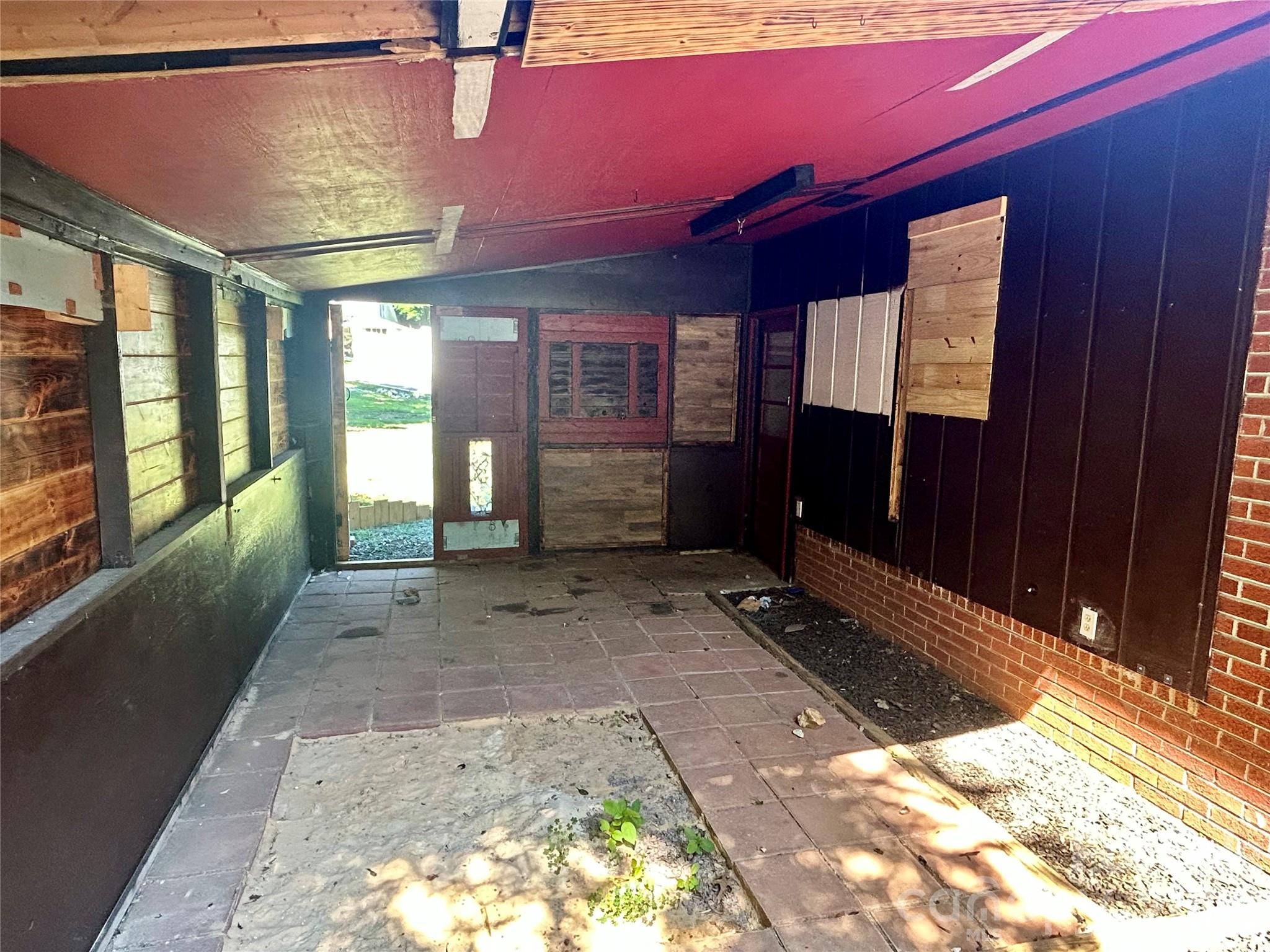 169 Double Island Road