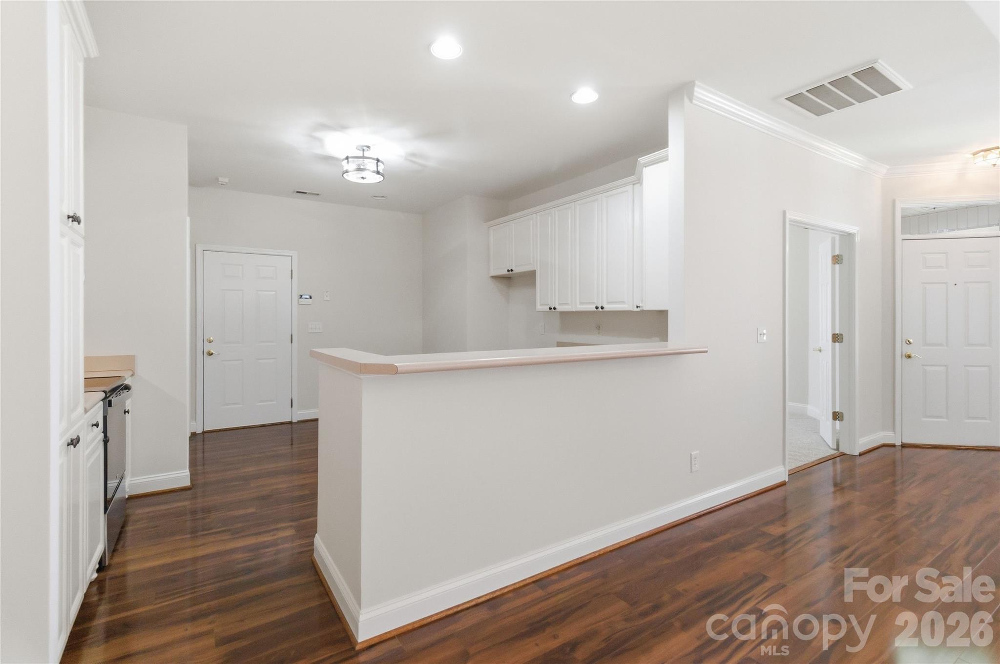 Mint Lake Village - Residential