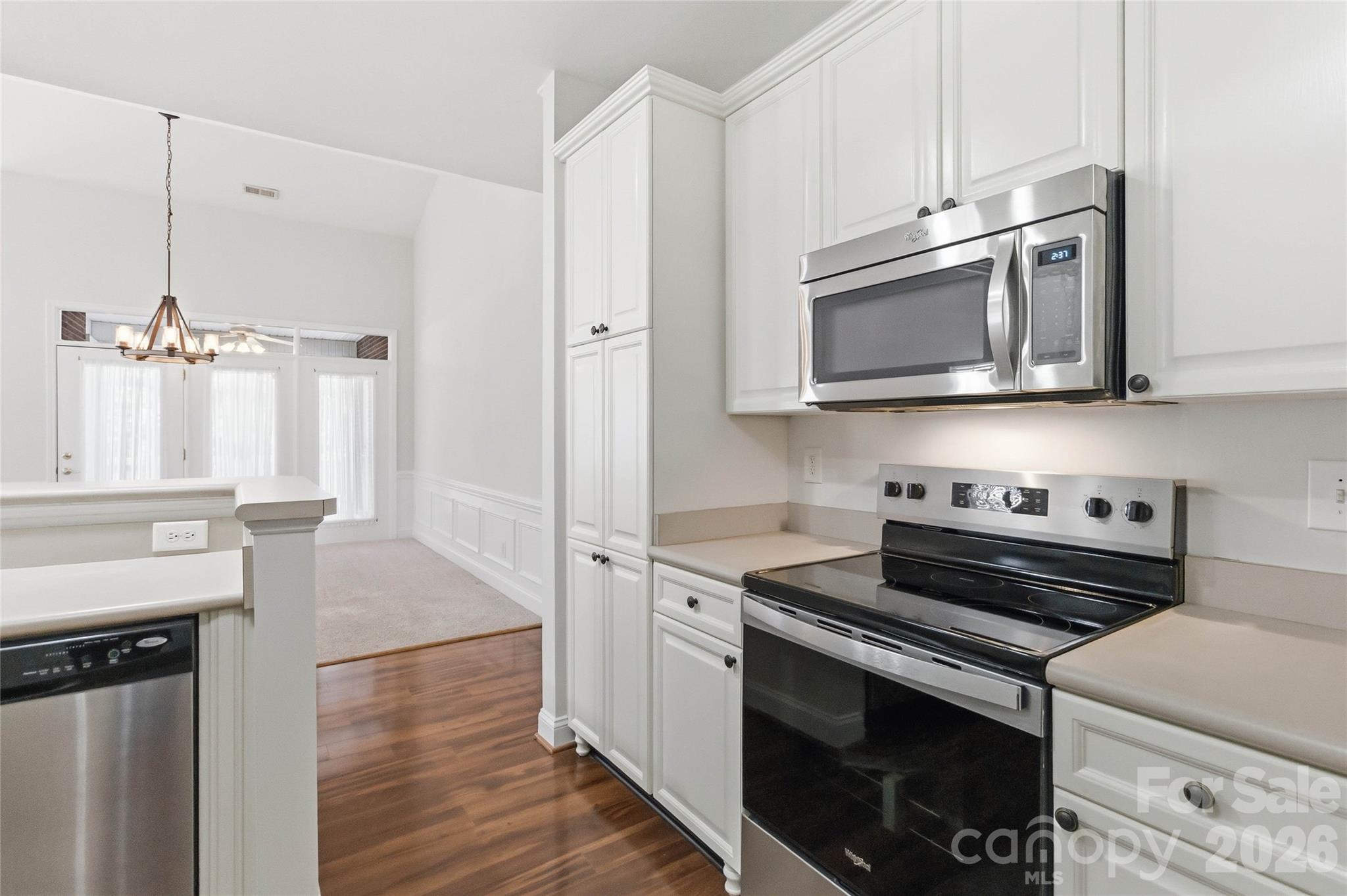 Mint Lake Village - Residential