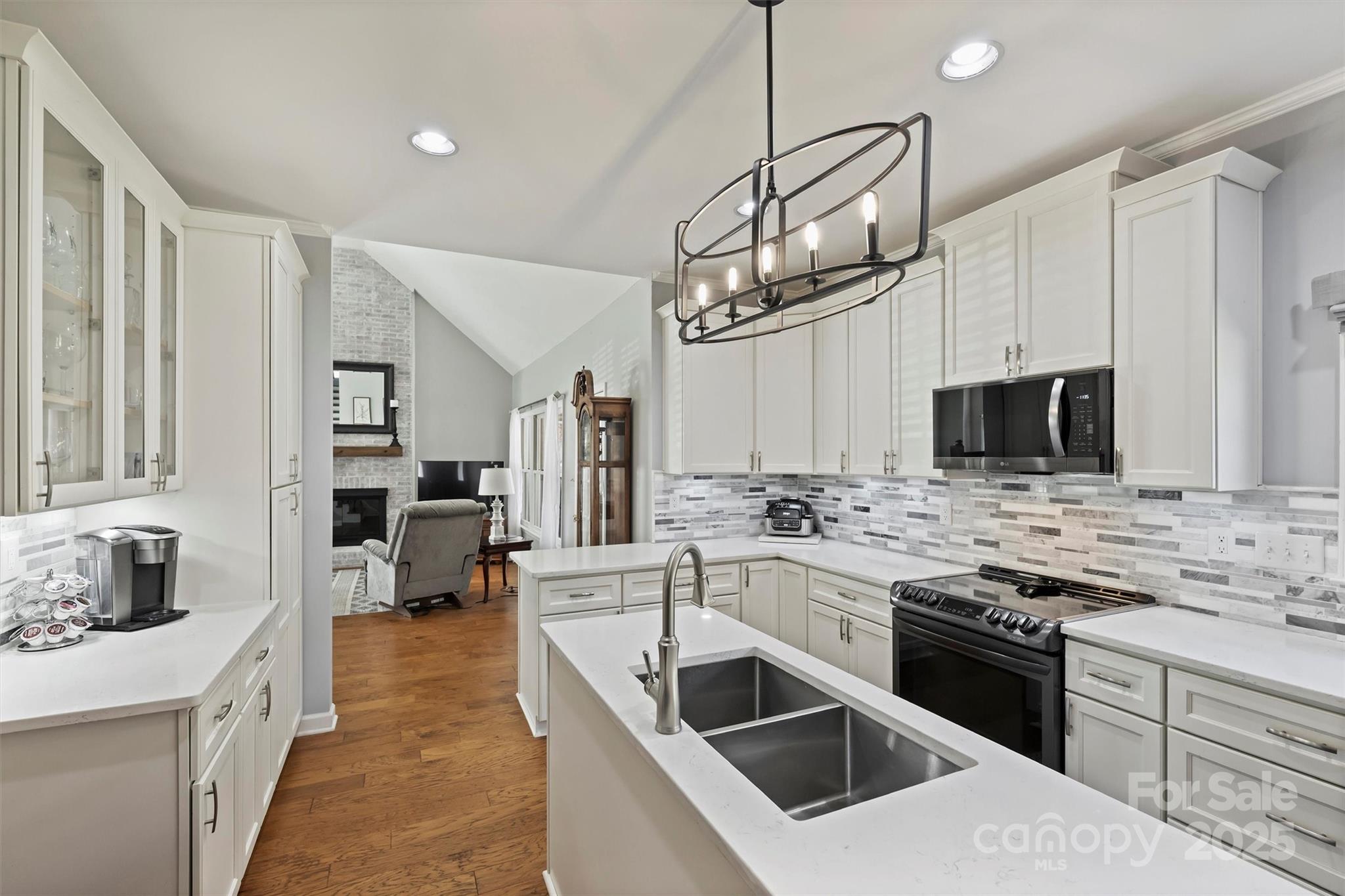 Country Woods East - Residential