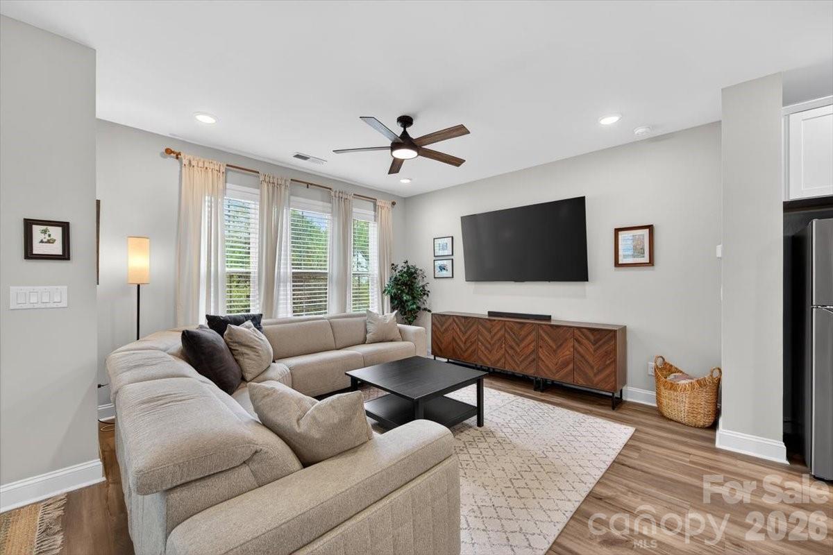 Villa Heights - Residential