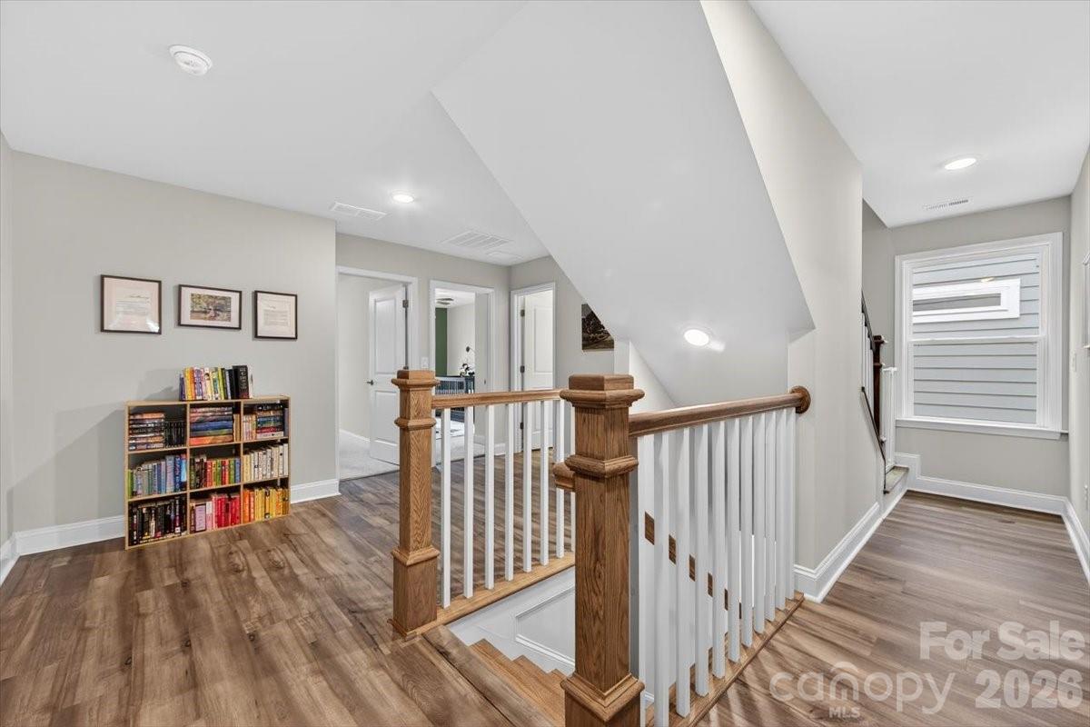 Villa Heights - Residential