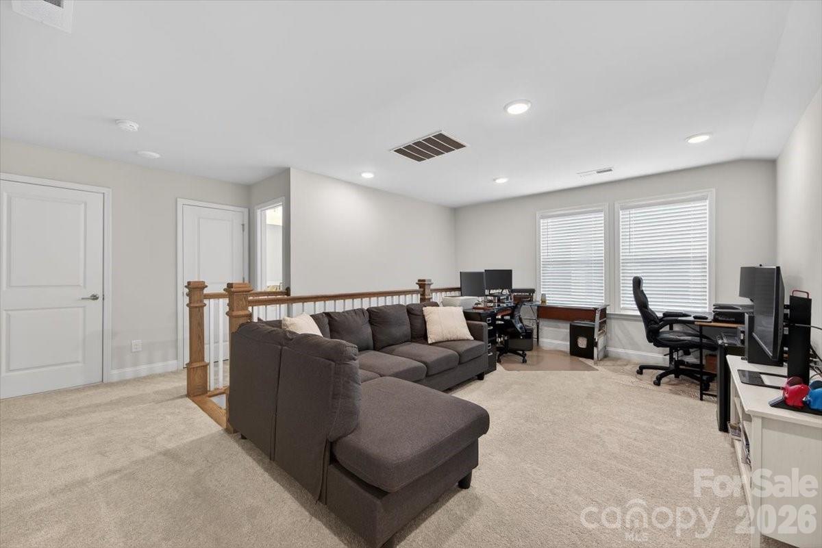 Villa Heights - Residential