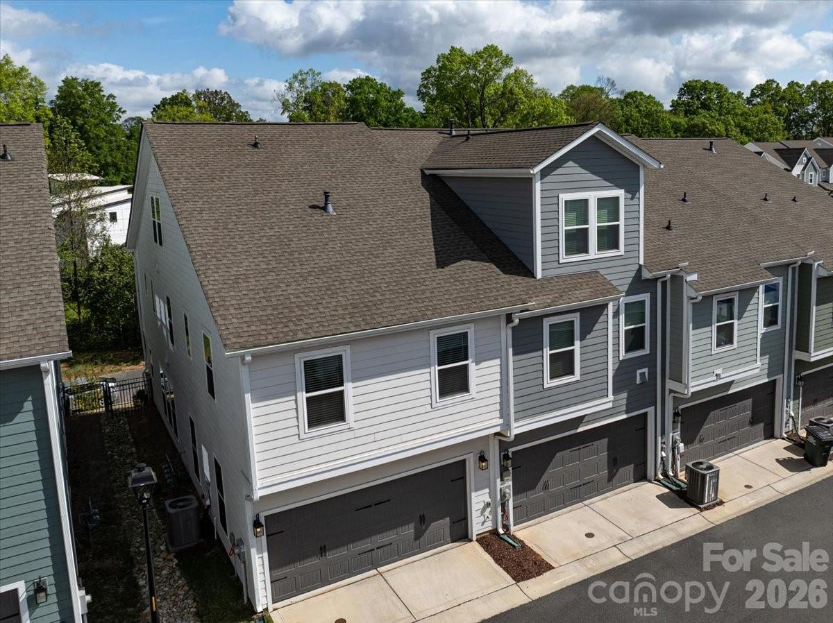 Villa Heights - Residential