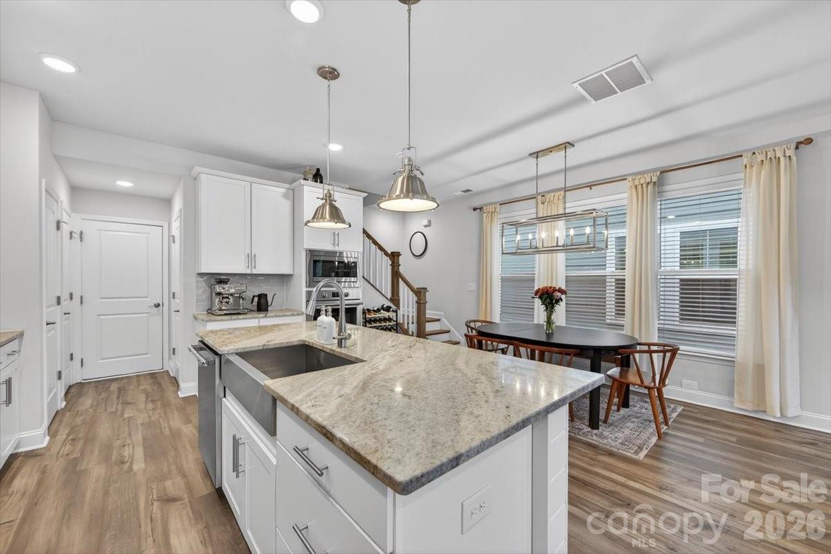 Villa Heights - Residential