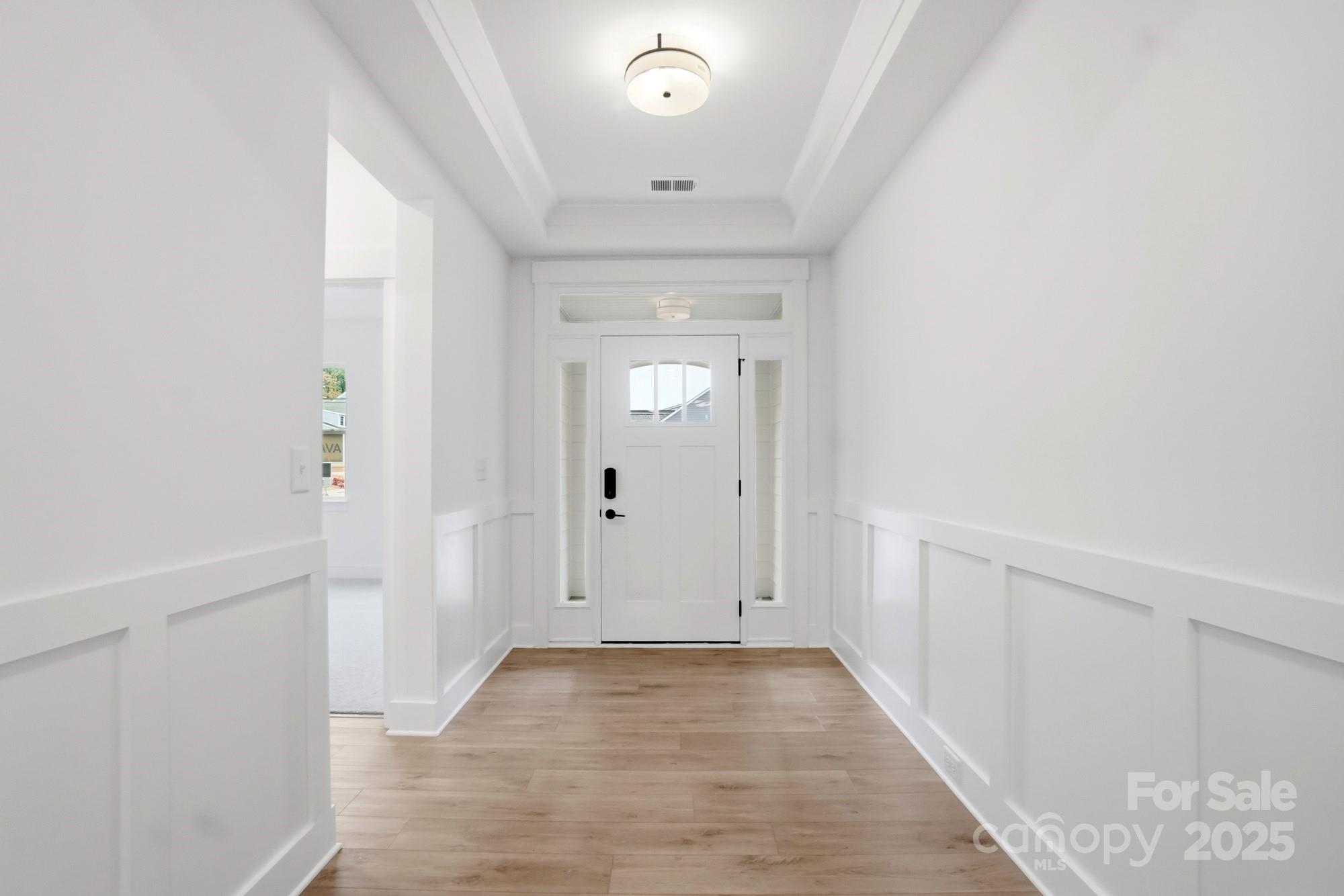 104 S Inneswood Lane