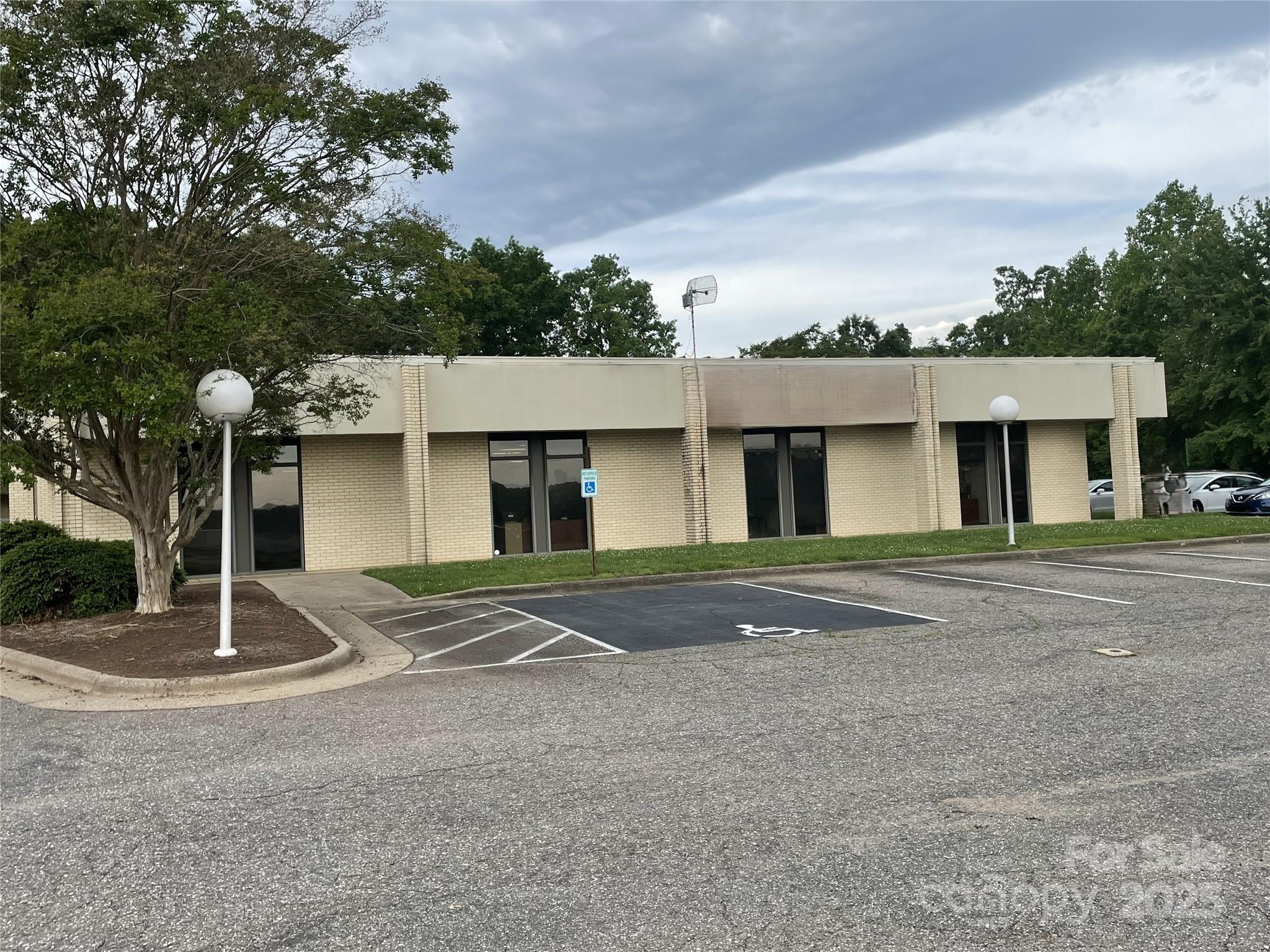 1835 Davie Avenue Suite 401