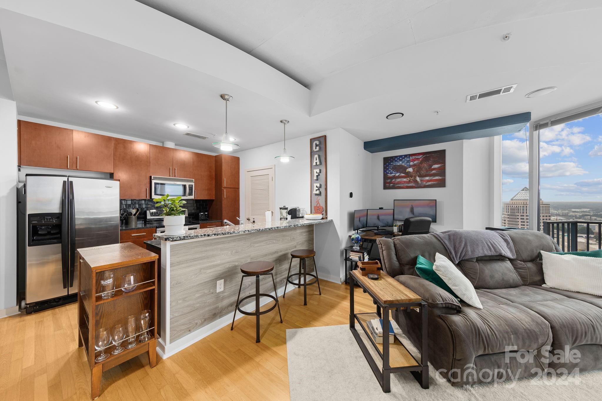 Avenue Condominiums - Residential