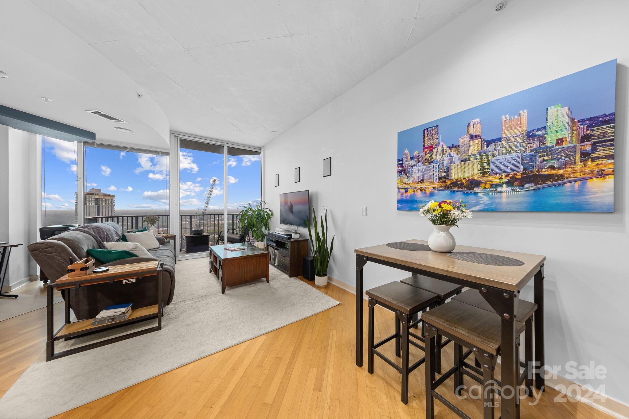 Avenue Condominiums - Residential