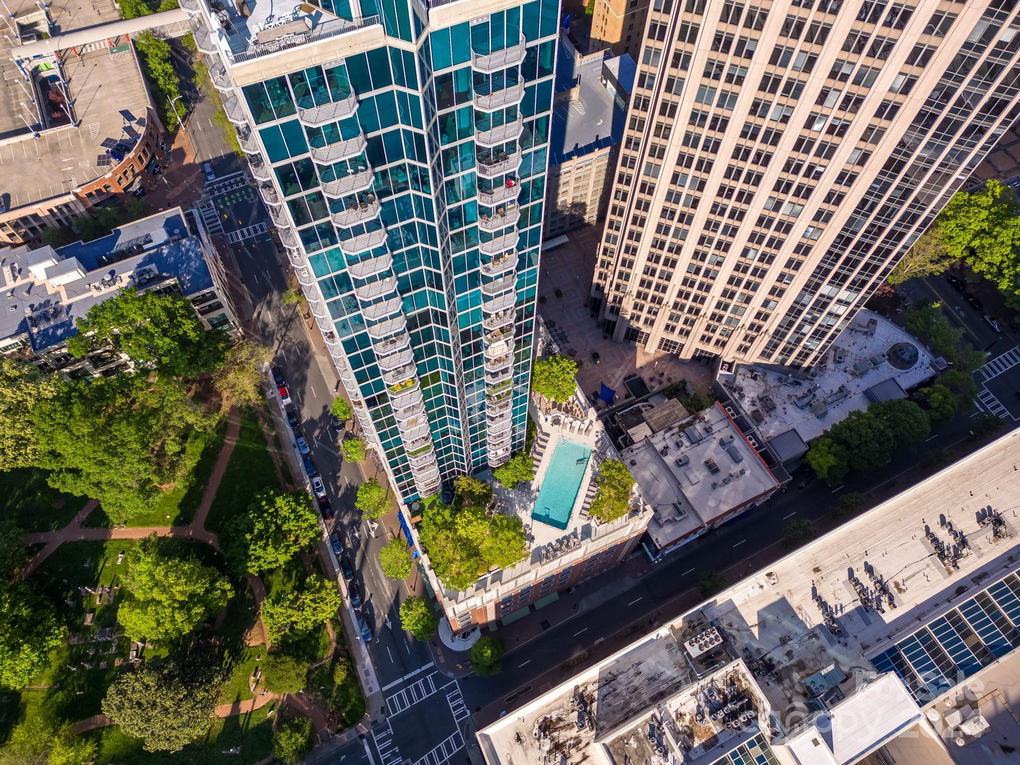 Avenue Condominiums - Residential