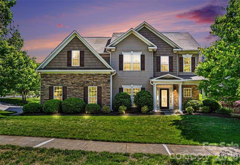Photo of 9107 Kensington Forest Drive, Harrisburg, NC 28075 (MLS # 4377399)