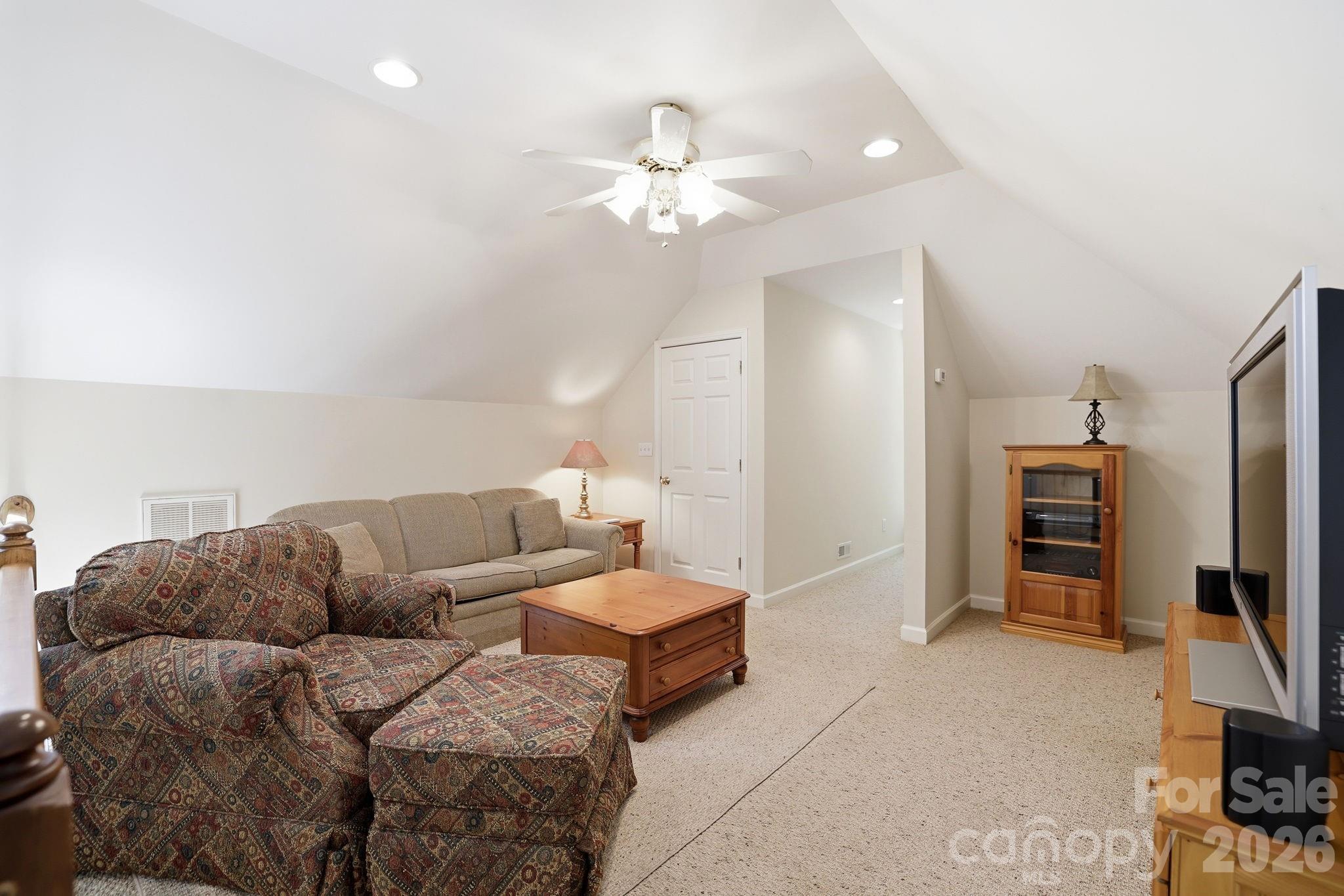 Eastview Oaks - Residential