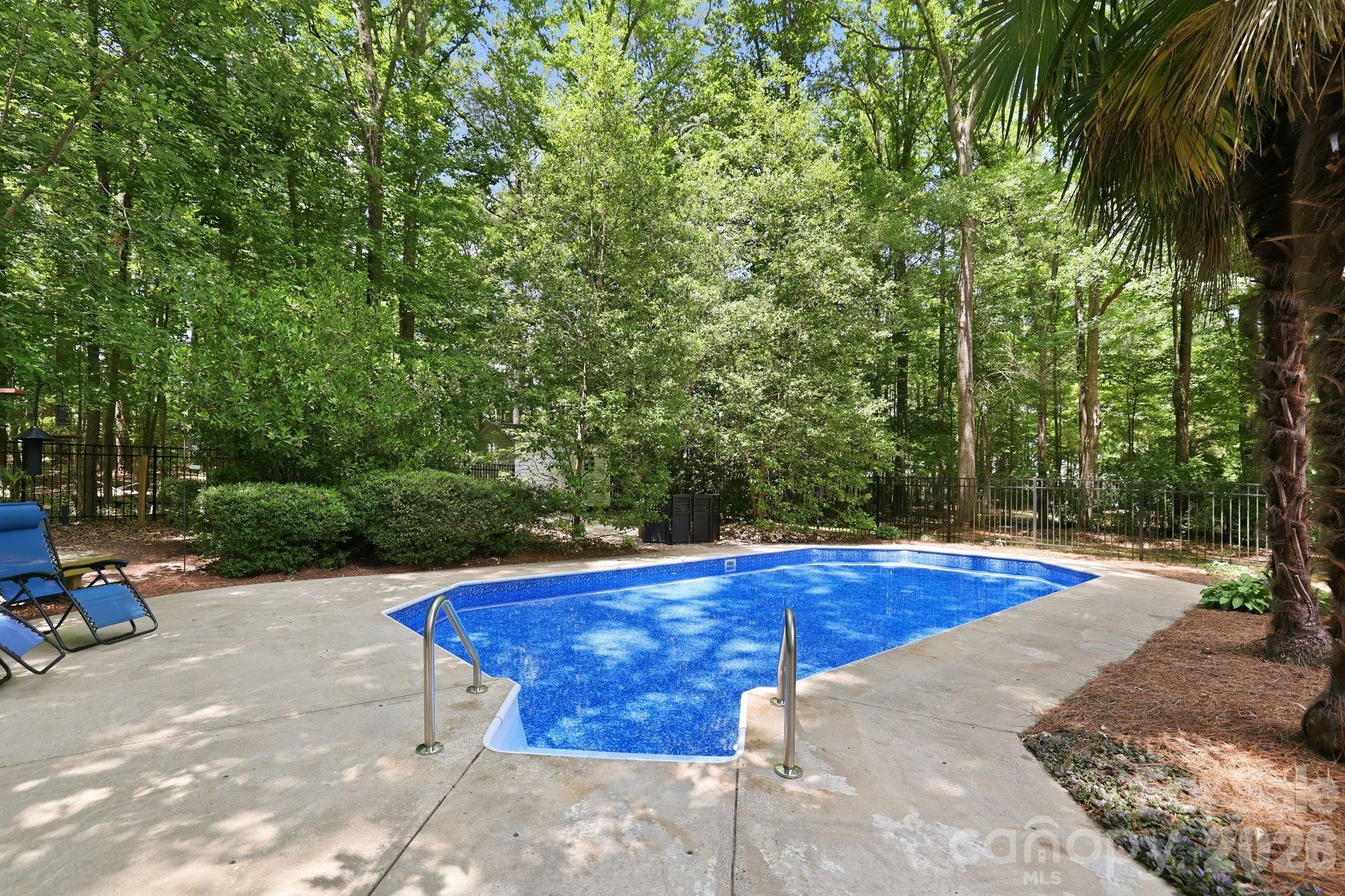 Eastview Oaks - Residential