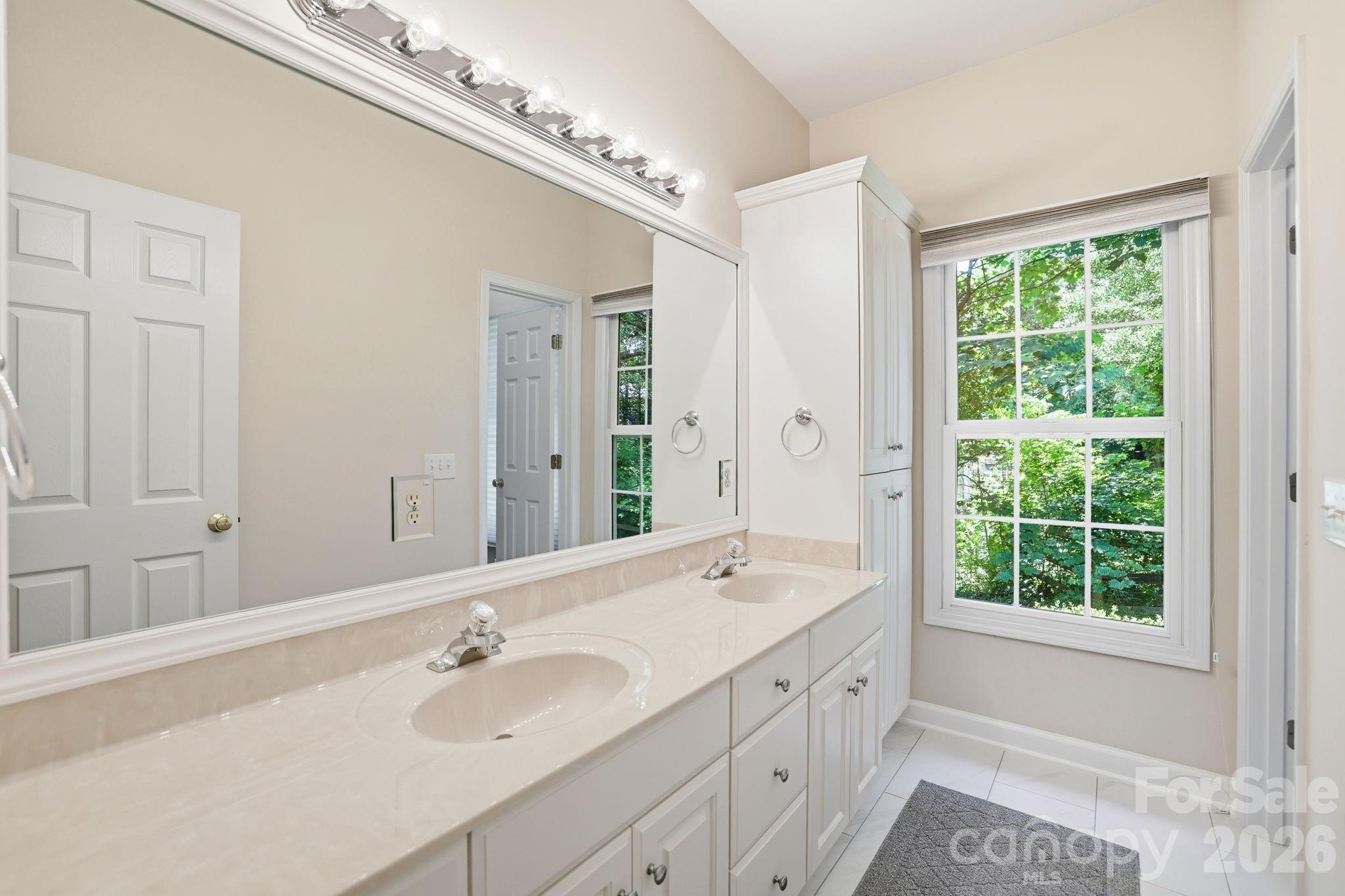 Eastview Oaks - Residential